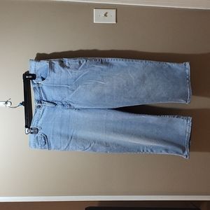 Capri jeans